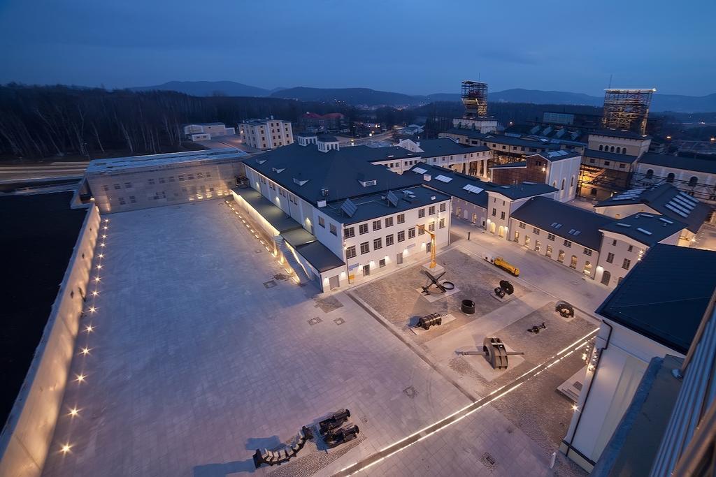 Pokoje Goscinne Stara Kopalnia Wałbrzych Extérieur photo